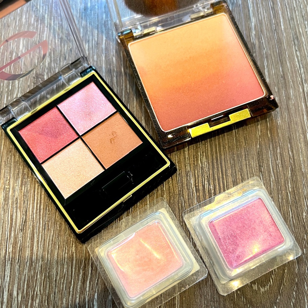 Excel eyeshadow and blush bundle